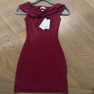 Aritzia NWT Mini dress Marroon